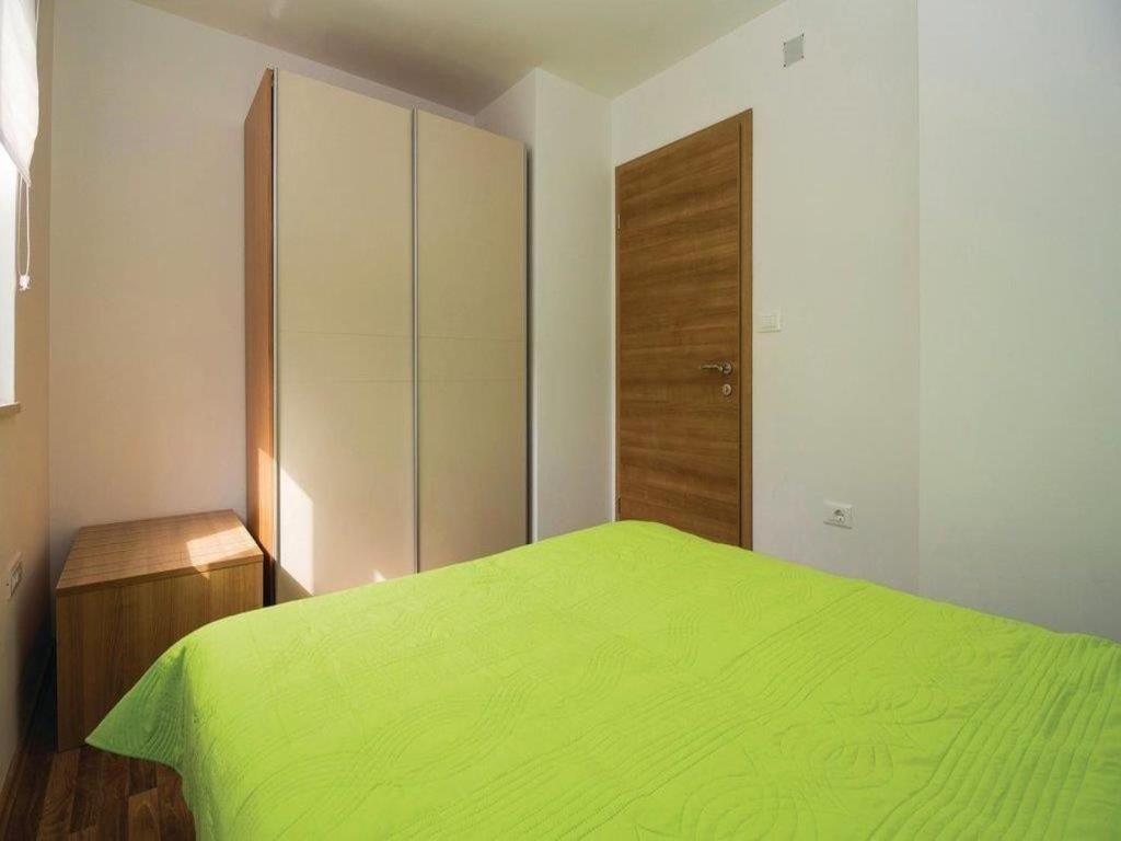 Apartments Grzic Porozina 外观 照片